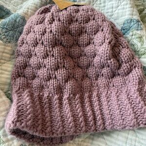 Chunky Knit Beanie in Dusty Pink